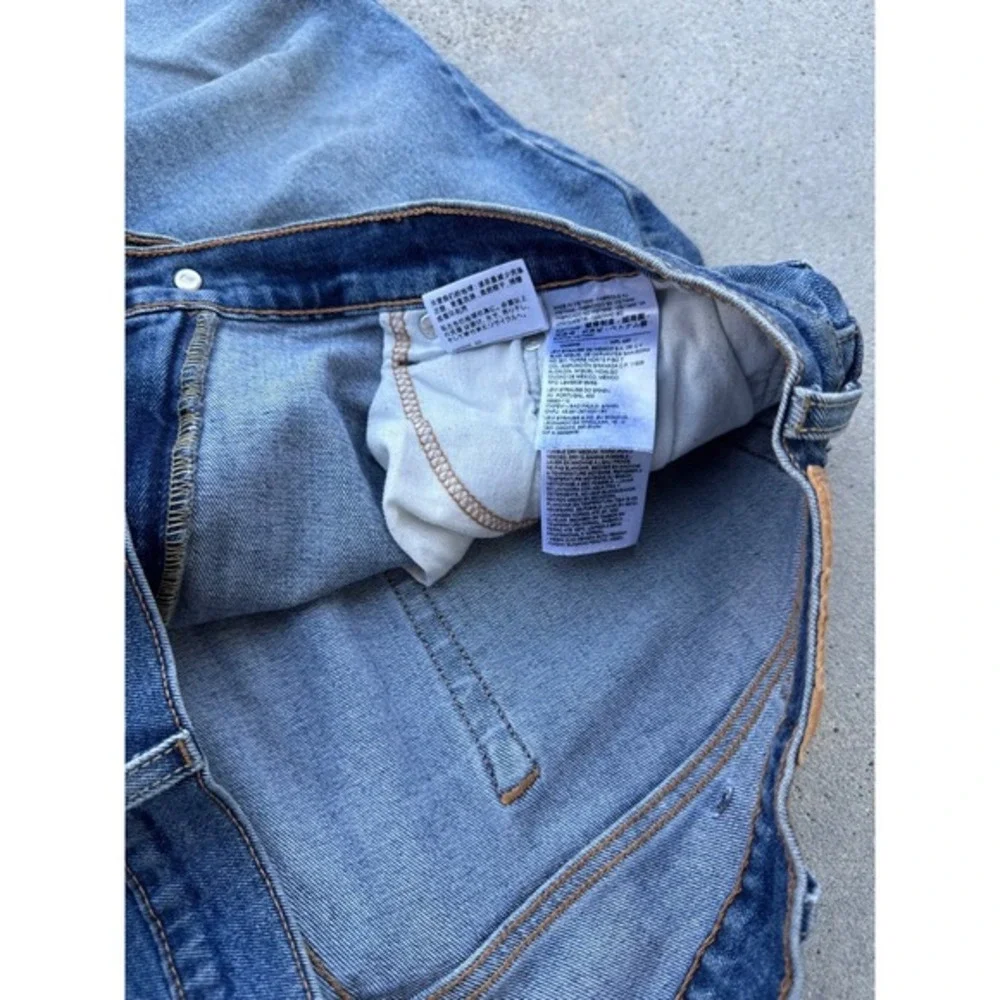 Levi's 505 Jeans Mens 38x30 Blue Straight Leg Classic Fit Medium Wash Denim‎